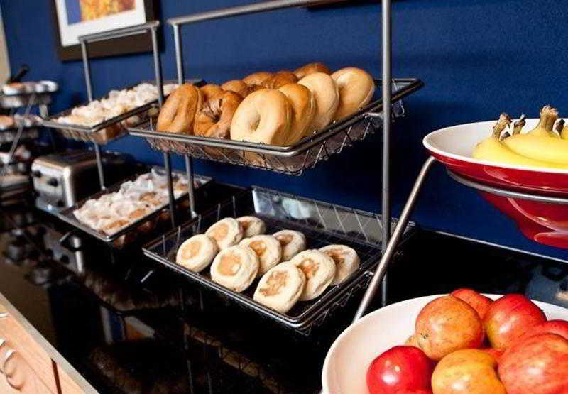 هتل Fairfield Inn & Suites Youngstown Boardman Poland