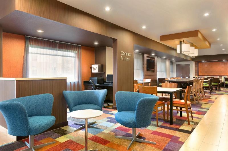 هتل Fairfield Inn & Suites Youngstown Boardman Poland