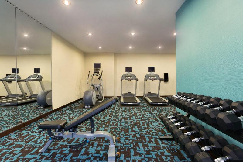 هتل Fairfield Inn & Suites Youngstown Boardman Poland
