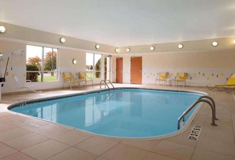 هتل Fairfield Inn & Suites Youngstown Boardman Poland
