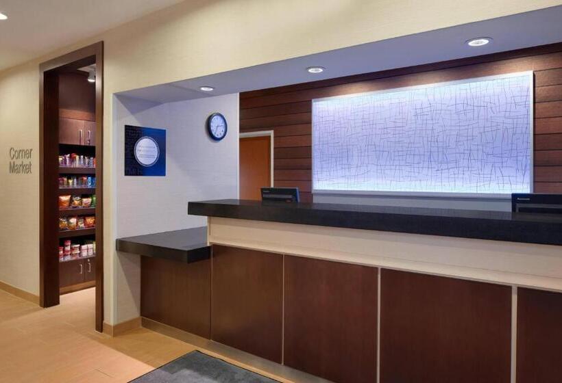 هتل Fairfield Inn & Suites Youngstown Boardman Poland