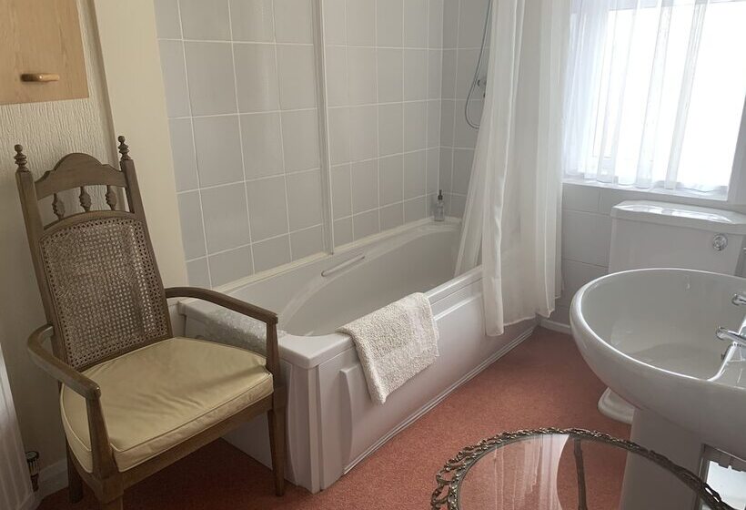 هتل Green Gables Guest House