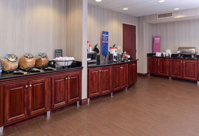 فندق Hampton Inn And Suites Muncie