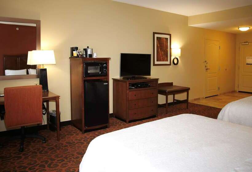 فندق Hampton Inn Matamoras/milford