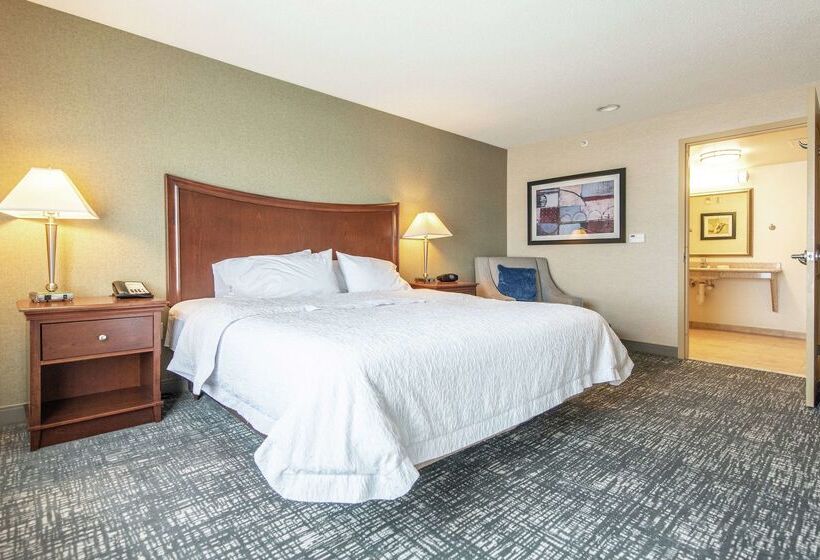 בית מלון כפרי Hampton Inn Presque Isle Maine