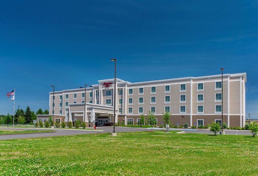 בית מלון כפרי Hampton Inn Presque Isle Maine