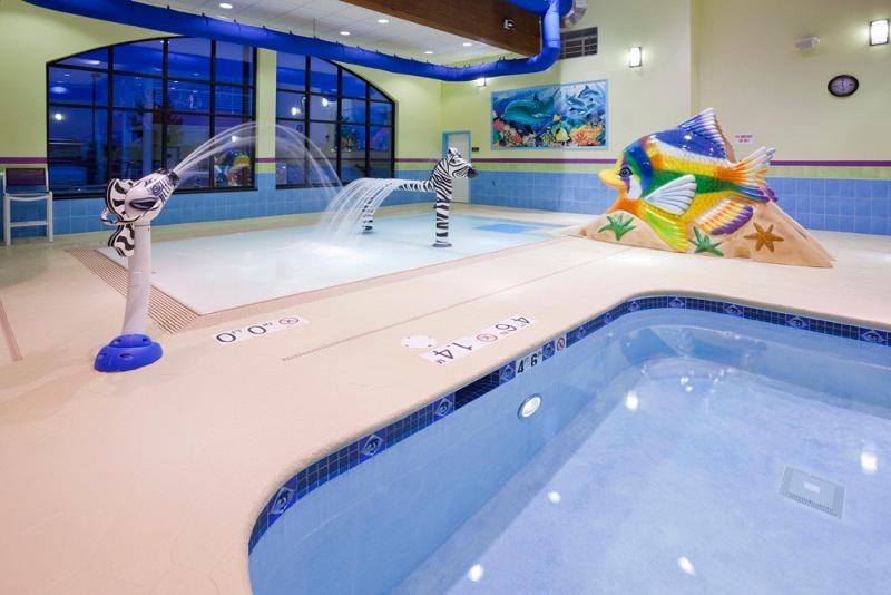 Holiday Inn Express Hotel & Suites Rogers, An Ihg