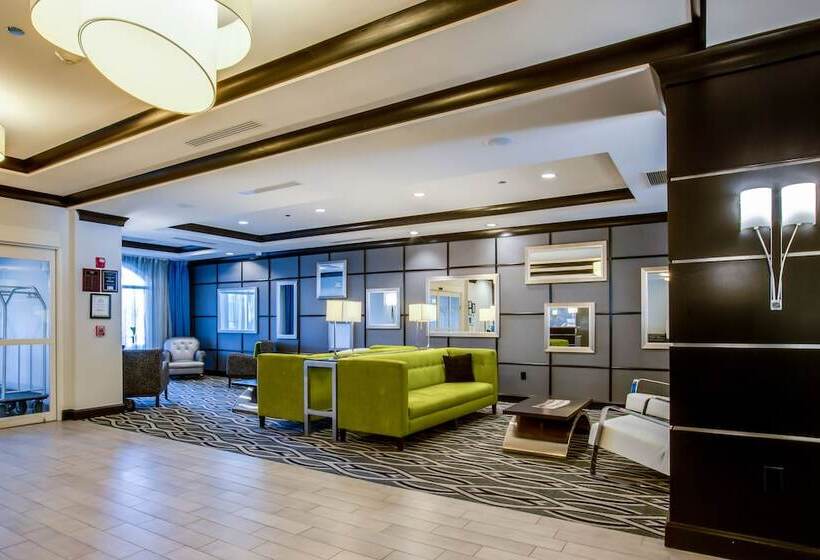 Hotel Holiday Inn Express And Suites North Charleston