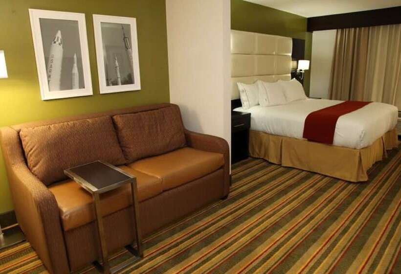هتل Holiday Inn Express & Suites   Huntsville Airport, An Ihg