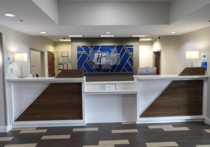 هتل Holiday Inn Express & Suites   Huntsville Airport, An Ihg