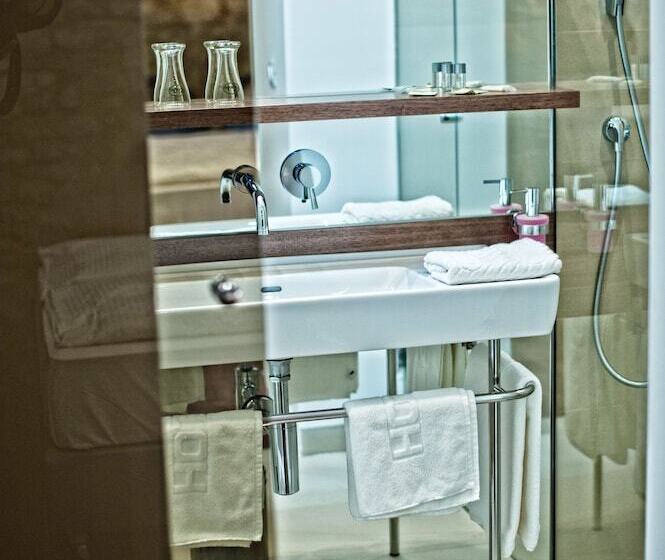 هتل Jupiter Luxury