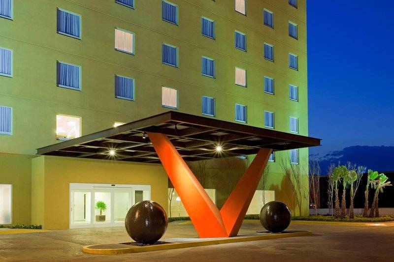 هتل La Quinta By Wyndham San Luis Potosi