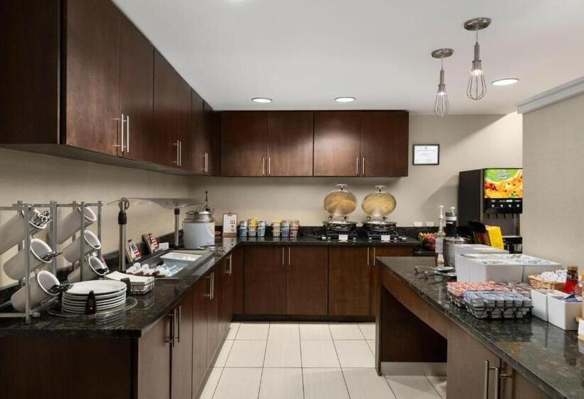 هتل Residence Inn Neptune At Gateway Center