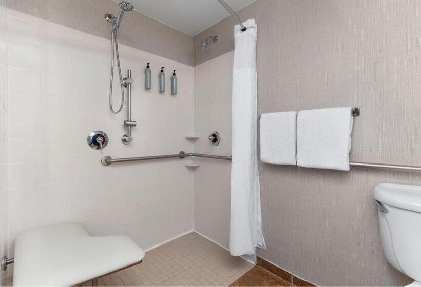 هتل Residence Inn Neptune At Gateway Center