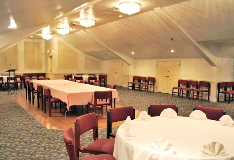 בית מלון כפרי Rodeway Inn & Suites Myerstown   Lebanon