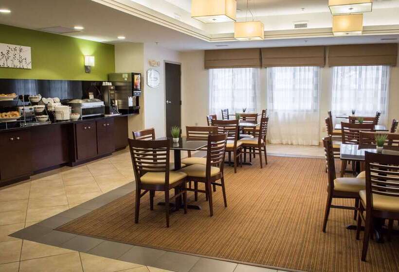 酒店 Sleep Inn & Suites Harbour Pointe