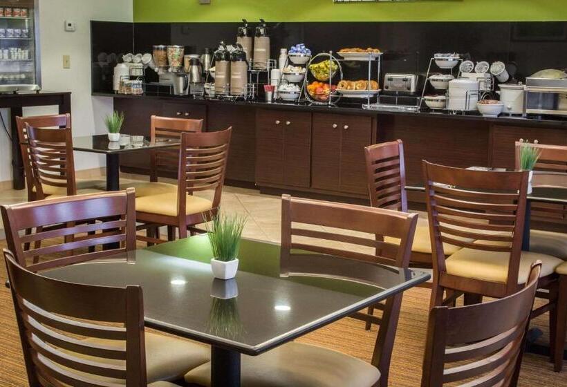 酒店 Sleep Inn & Suites Harbour Pointe