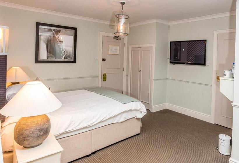 酒店 White Hart, Newmarket By Marston's Inns