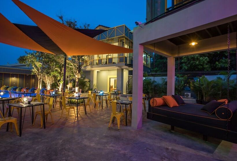 Fotos del hotel White Rabbit Hostel  Adults Only:  2