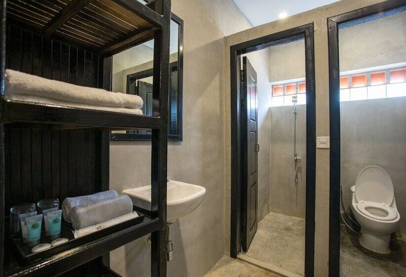 Fotos del hotel White Rabbit Hostel  Adults Only:  8