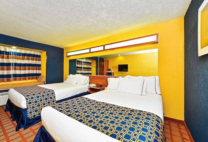 Microtel Inn & Suites By Wyndham New Braunfels