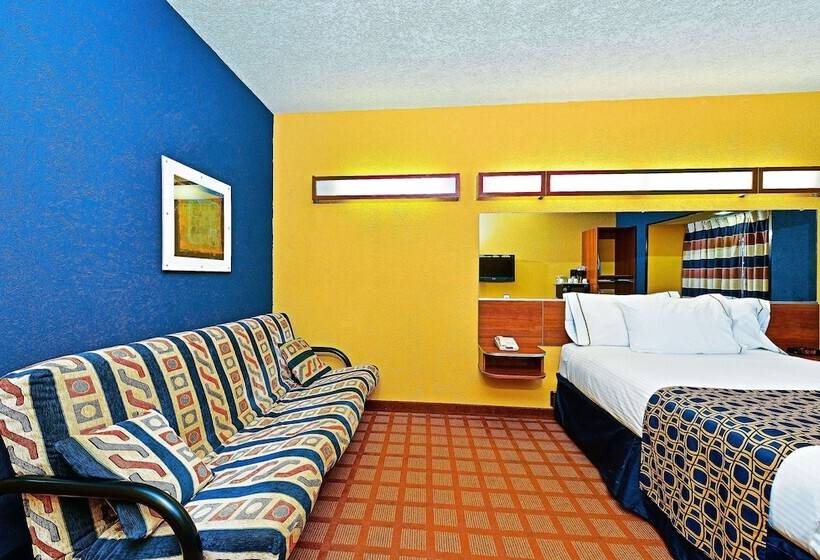 Microtel Inn & Suites By Wyndham New Braunfels