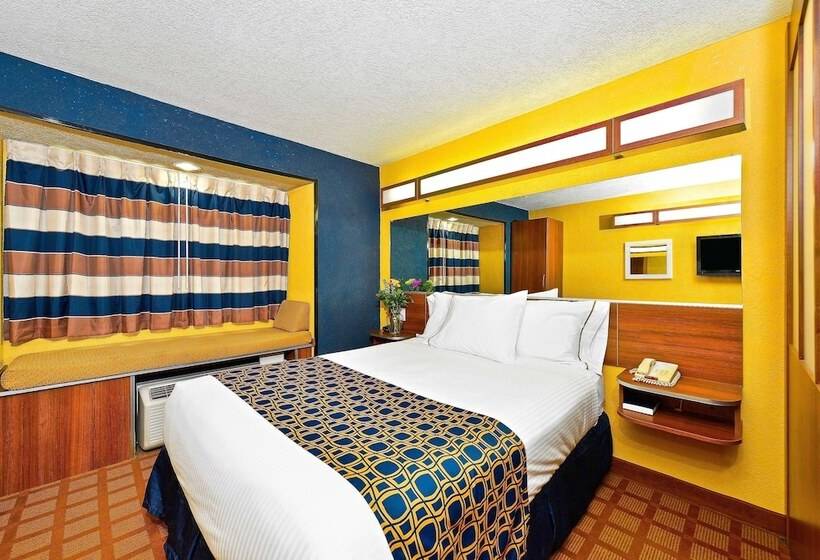 Microtel Inn & Suites By Wyndham New Braunfels