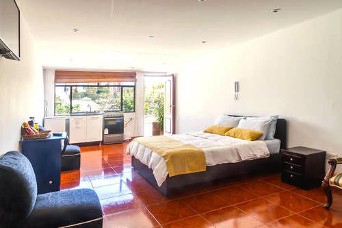 Niza Norte Bed & Breakfast
