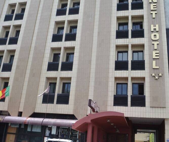 Planet Hotel