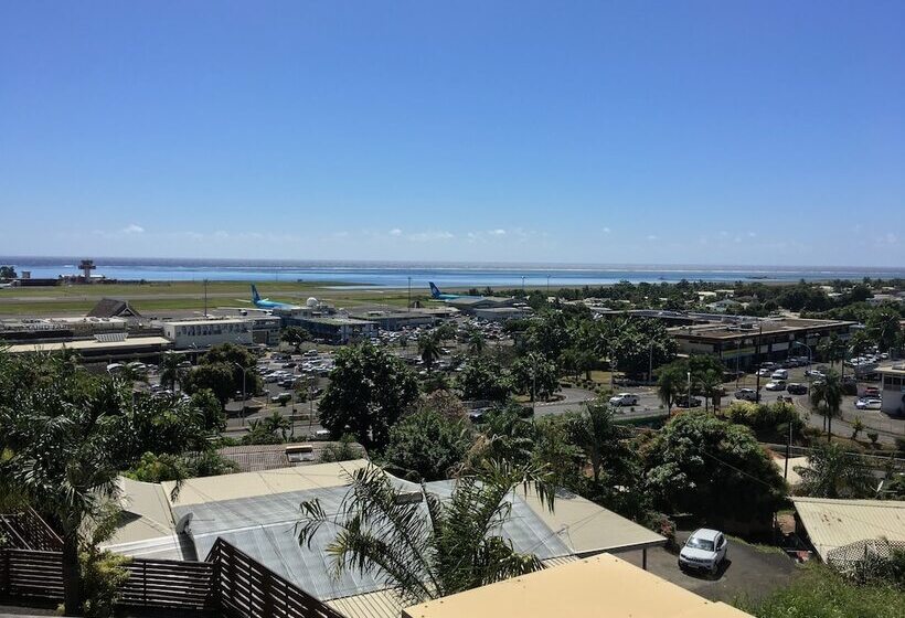 Tahiti Airport Motel