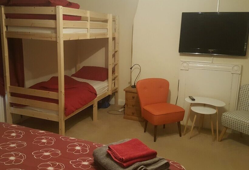 هتل Angel Guest House