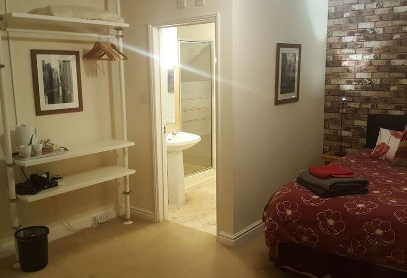 هتل Angel Guest House