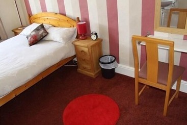 هتل Angel Guest House