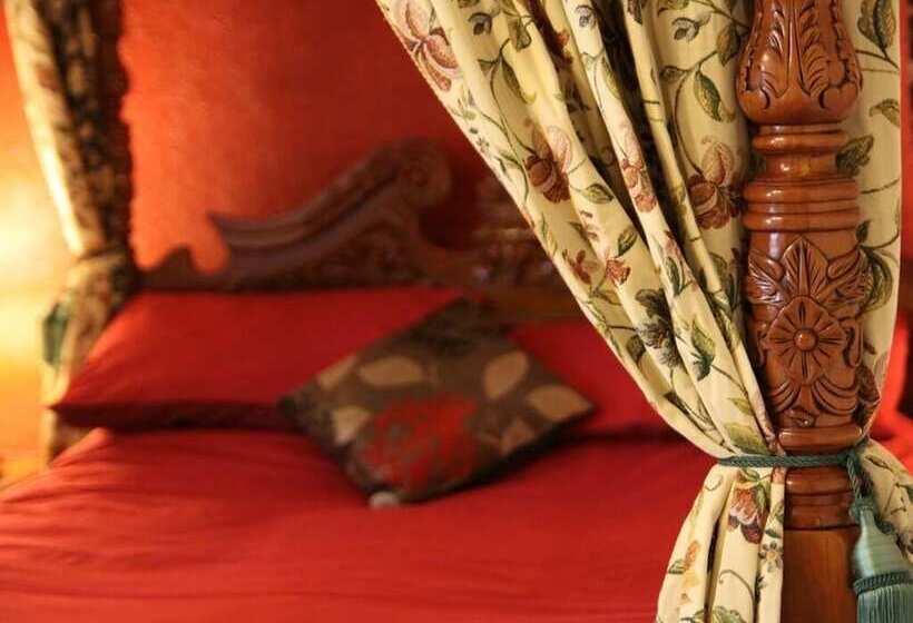 هتل Angel Guest House