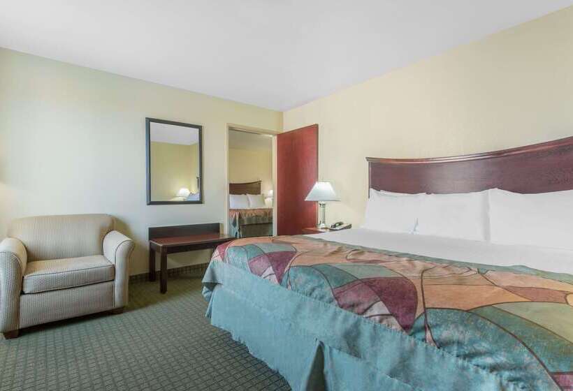 هتل Baymont By Wyndham Wichita Falls