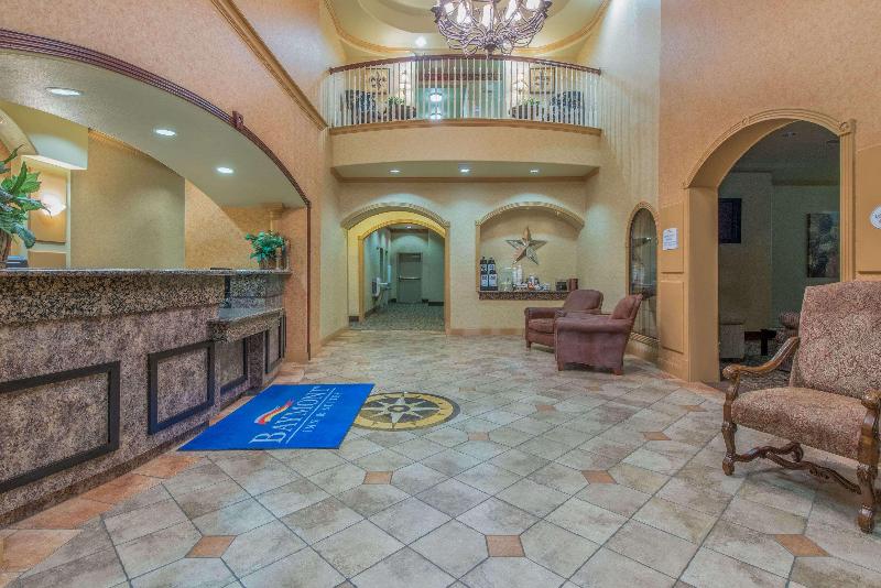هتل Baymont By Wyndham Wichita Falls