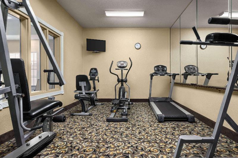 هتل Baymont By Wyndham Wichita Falls