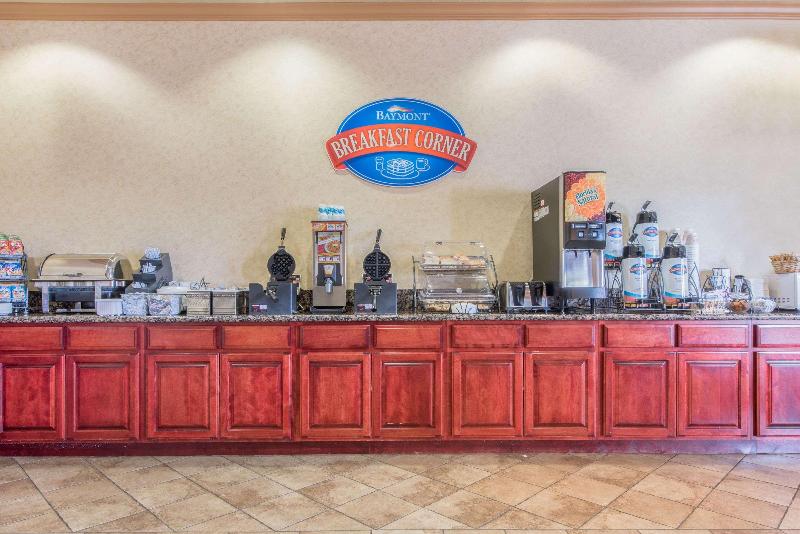 هتل Baymont By Wyndham Wichita Falls