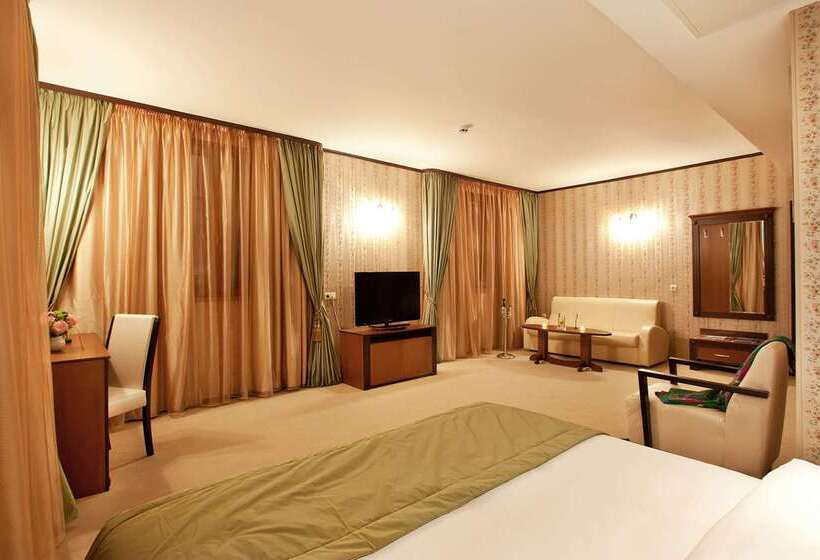 هتل Best Western Plus Bristol