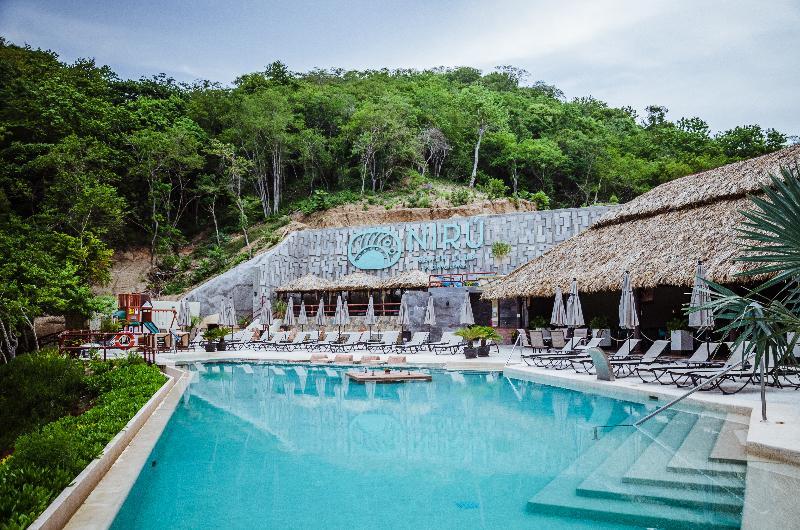 هتل Binniguenda Huatulco & Beach Club