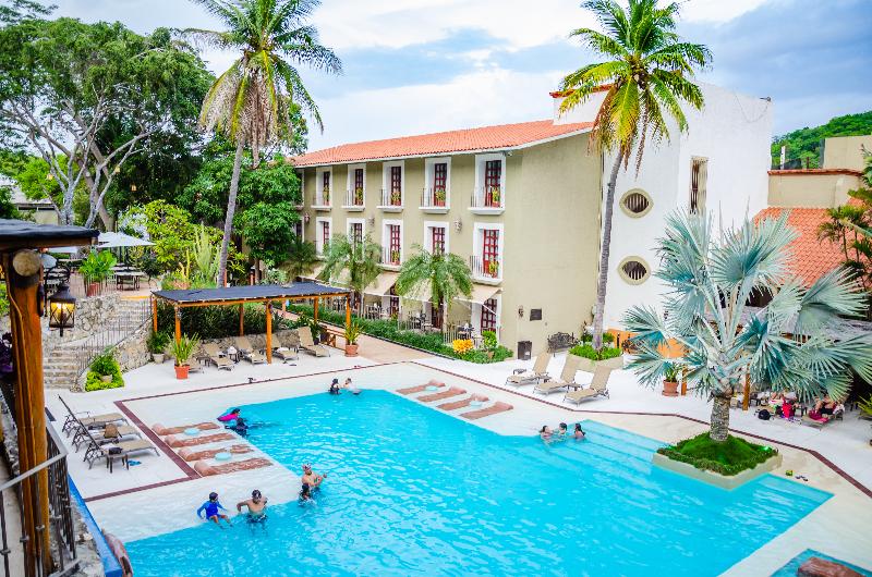 هتل Binniguenda Huatulco & Beach Club