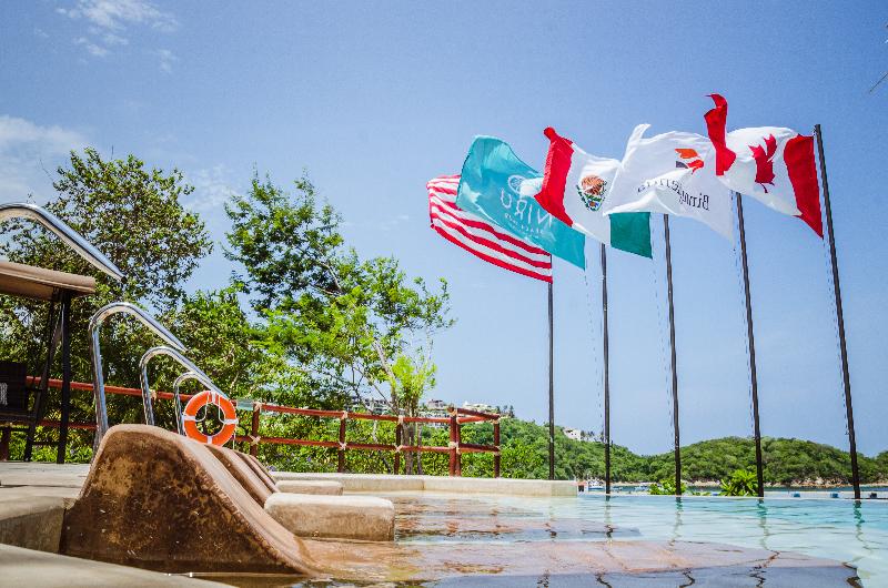 هتل Binniguenda Huatulco & Beach Club