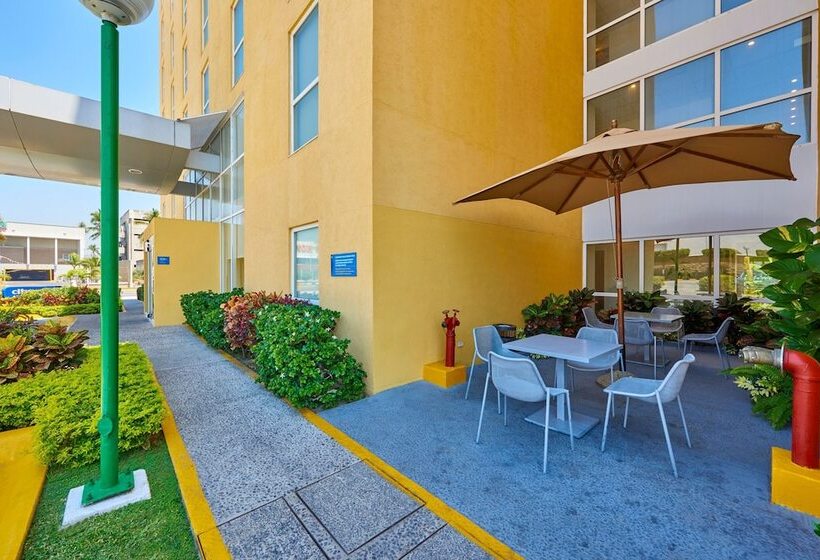 Fotos del hotel City Express Manzanillo:  5
