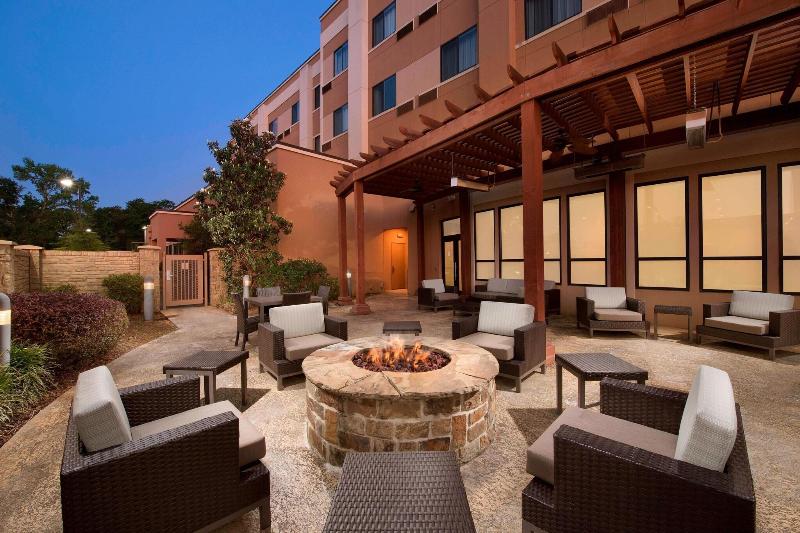 هتل Courtyard By Marriott Tyler