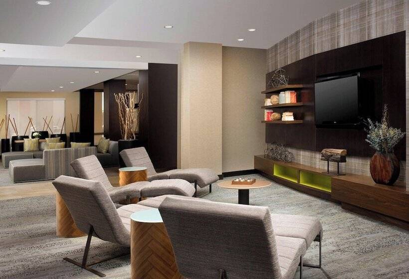 هتل Courtyard By Marriott Wichita Falls