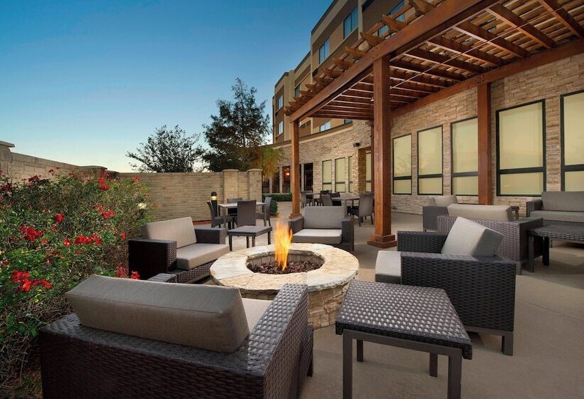 هتل Courtyard By Marriott Wichita Falls