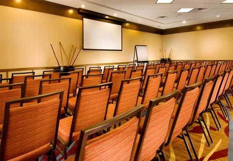 هتل Courtyard By Marriott Wichita Falls