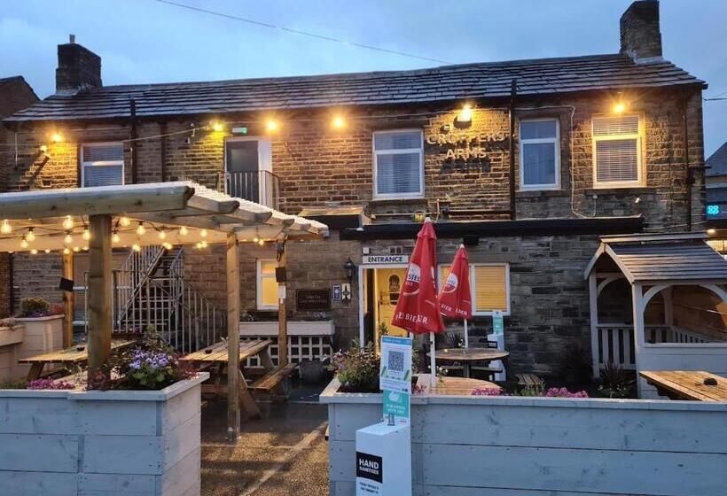 هتل The Croppers Arms