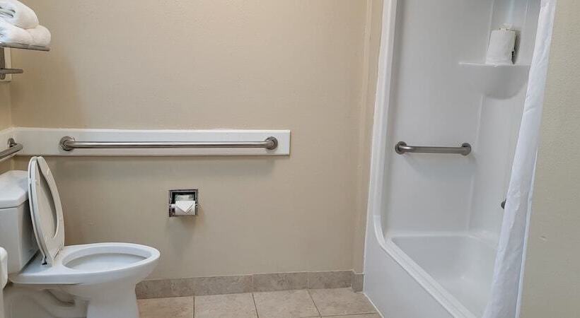Отель Spark By Hilton Tifton