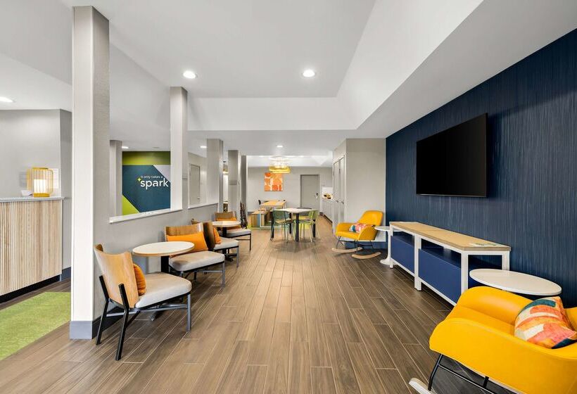 Отель Spark By Hilton Tifton